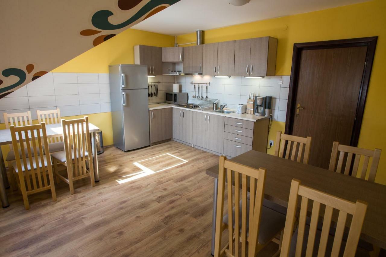 Camere De Inchiriat Hatuica Zewnętrze zdjęcie